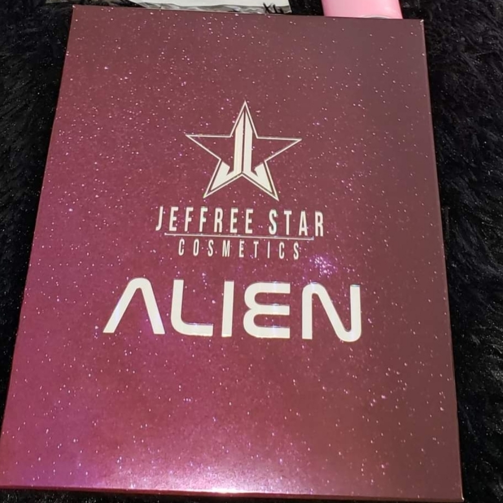 Jeffree Star Alien Palette New Discontinued